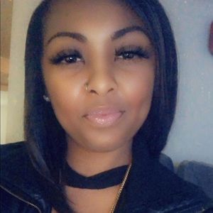 Meet your Posher, Daniella